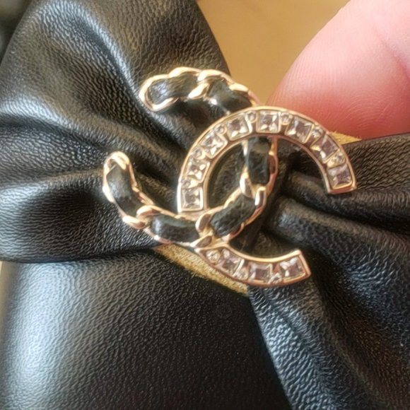 RARE Chanel CRYSTAL Leather & Suede Bow Flats size 38.5C 🎀💖😍🖤 - Picture 15 of 17